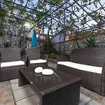 Happy Hideaway By Aneo Travel * 브리비르