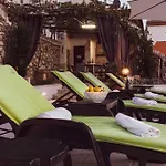 Happy Hideaway By Aneo Travel 펜션