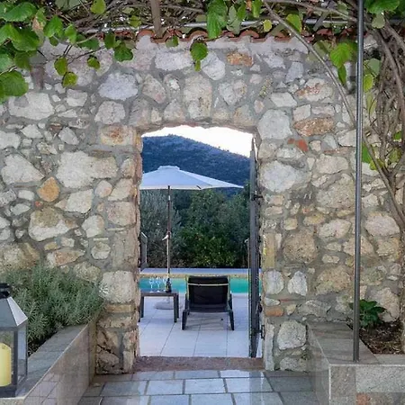 Bozana By Aneo Travel *