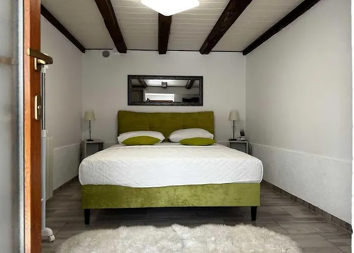 Happy Hideaway By Aneo Travel *